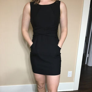 LBD with Pockets!
